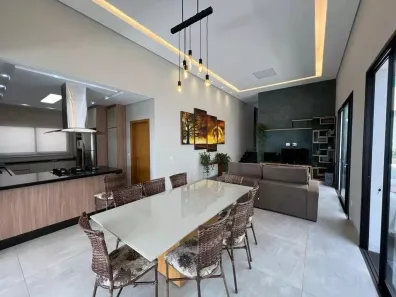 Casa de Condomínio com 3 Quartos à venda, 216m² no Shopping Park, Uberlândia