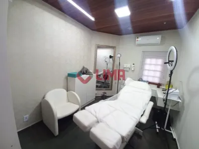 Imóvel Comercial com 4 Quartos para alugar, 300m² no Vila Riachuelo, Bauru