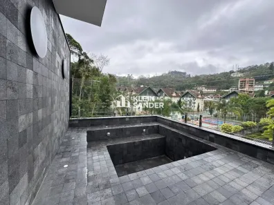 Cobertura com 3 Quartos para alugar, 230m² no Sans Souci, Nova Friburgo