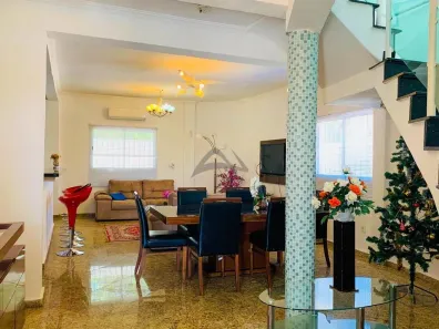 Casa com 5 Quartos para alugar, 250m² no Cidade Universitária, Campinas