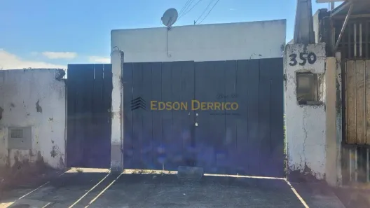 Casa com 2 Quartos à venda, 93m² no Conjunto Residencial Araretama, Pindamonhangaba