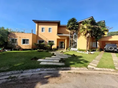 Casa de Condomínio com 5 Quartos para alugar, 640m² no São Paulo II, Cotia