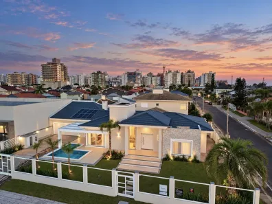 Casa com 3 Quartos à venda, 258m² no Girassol, Capão da Canoa