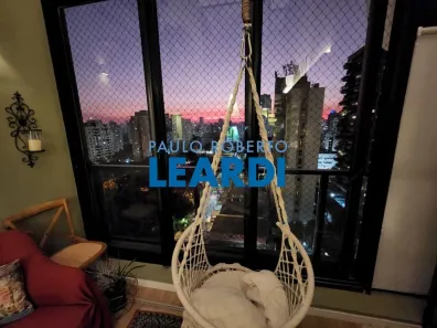 Apartamento com 2 Quartos à venda, 105m² no Vila Olímpia, São Paulo