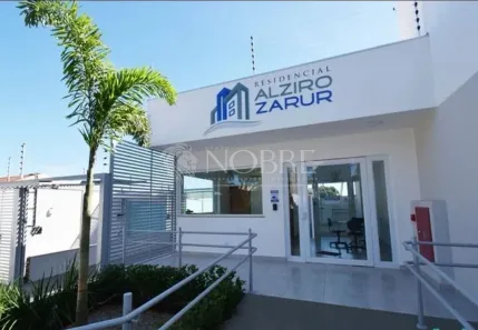 Apartamento com 2 Quartos à venda, 54m² no Vila Vardelina, Maringá