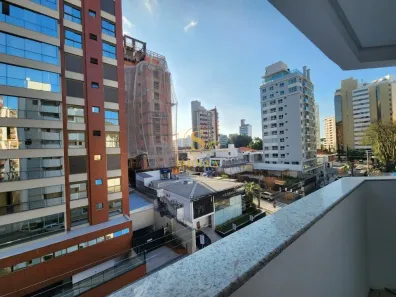 Apartamento com 3 Quartos à venda, 96m² no Centro, Florianópolis