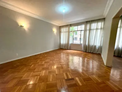 Apartamento com 3 Quartos para alugar, 215m² no Copacabana, Rio de Janeiro