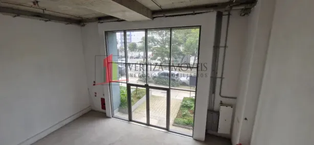 Ponto Comercial para alugar, 581m² no Vila Uberabinha, São Paulo