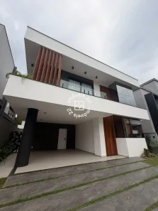 Casa com 3 Quartos à venda, 246m² no Vila Nova, Joinville