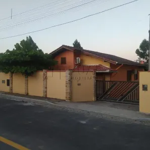 Casa com 3 Quartos à venda, 140m² no Jaraguá Esquerdo, Jaraguá do Sul
