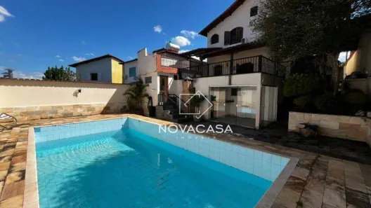 Casa com 4 Quartos para alugar, 345m² no Planalto, Belo Horizonte