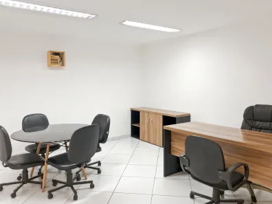 Sala Comercial para alugar, 10m² no Liberdade, São Paulo