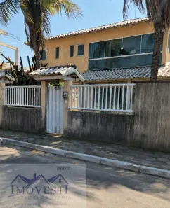 com 5 Quartos para alugar, 461m² no Centro, Maricá