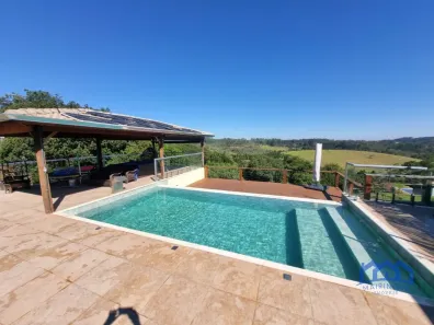 Fazenda/Sítio com 4 Quartos à venda, 1000m² no , Mairinque