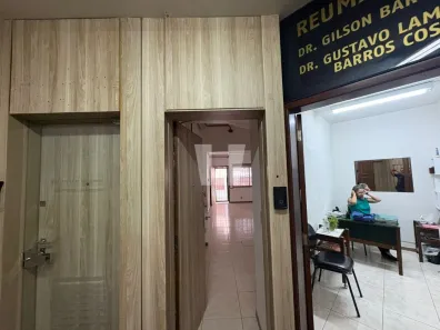 Sala Comercial para alugar, 208m² no Santa Efigênia, Belo Horizonte