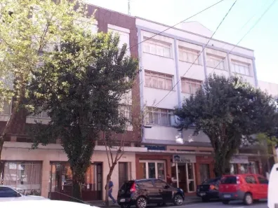 Apartamento com 2 Quartos para alugar, 80m² no Pio X, Caxias do Sul