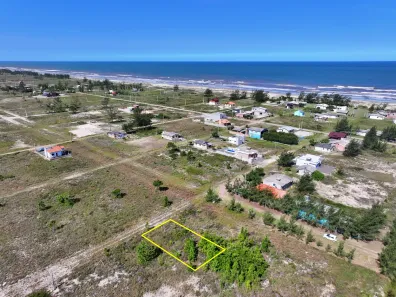 Lote/Terreno à venda, 300m² no , Balneário Gaivota