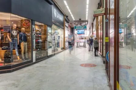 Sala Comercial para alugar, 56m² no Centro Histórico, Porto Alegre