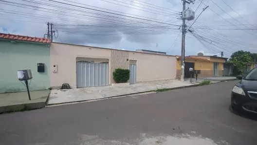 Casa com 2 Quartos à venda, 159m² no Flores, Manaus