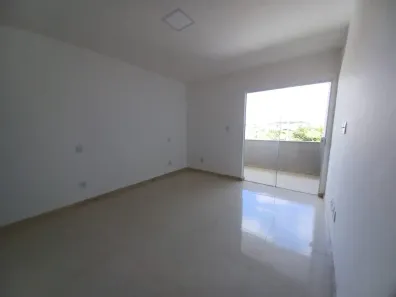 Casa de Condomínio com 4 Quartos para alugar, 180m² no Jardim Limoeiro, Camaçari