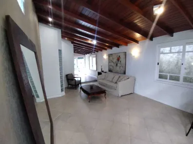 Apartamento com 4 Quartos para alugar, 129m² no Petrópolis, Porto Alegre