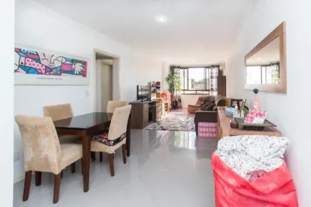 Apartamento com 2 Quartos à venda, 73m² no Passo da Areia, Porto Alegre