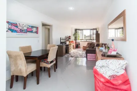 Apartamento com 2 Quartos à venda, 73m² no Passo da Areia, Porto Alegre