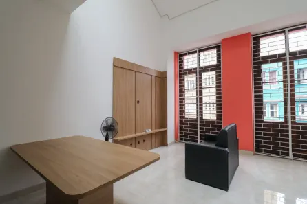 Ponto Comercial para alugar, 76m² no Centro, Curitiba