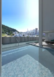 Apartamento com 2 Quartos à venda, 63m² no Centro, Balneário Camboriú