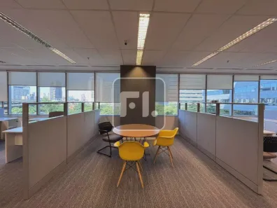 Sala Comercial para alugar, 812m² no Vila Gertrudes, São Paulo