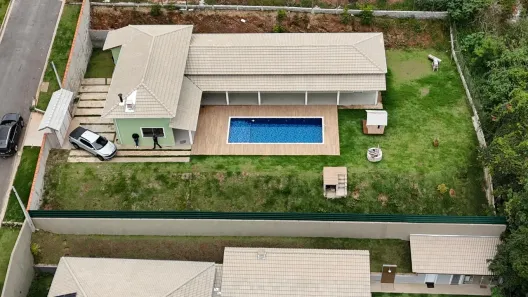 Fazenda/Sítio com 4 Quartos à venda, 200m² no , Mairinque