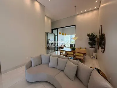Casa de Condomínio com 3 Quartos para alugar, 230m² no Shopping Park, Uberlândia