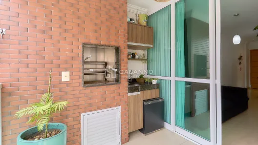 Apartamento com 2 Quartos para alugar, 69m² no Água Verde, Curitiba