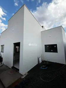 Casa com 2 Quartos à venda, 55m² no Jardim Europa, Uberlândia