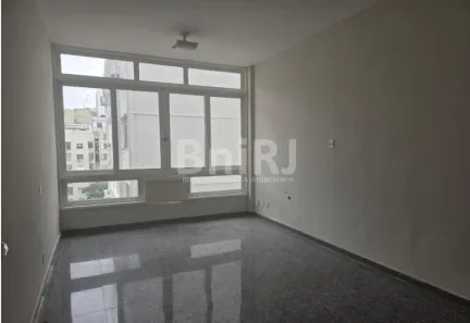 Sala Comercial à venda, 34m² no Leme, Rio de Janeiro