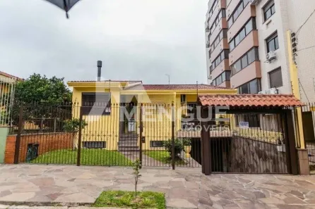 Casa com 3 Quartos à venda, 292m² no Vila Ipiranga, Porto Alegre