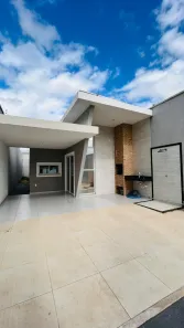 Casa com 3 Quartos para alugar, 150m² no Parque Hawaí, Eusébio