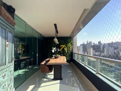 Apartamento com 3 Quartos para alugar, 200m² no Santa Lúcia, Belo Horizonte