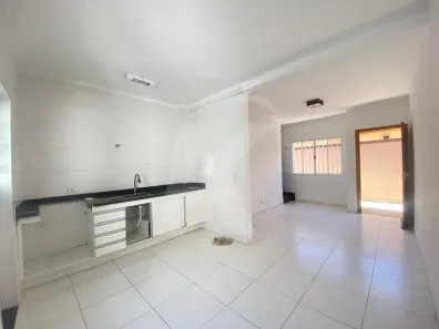 Casa de Condomínio com 2 Quartos para alugar, 55m² no Vila Mazzei, São Paulo