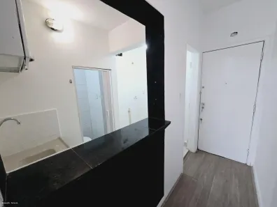 Kitnet com 1 Quarto para alugar, 30m² no República, São Paulo