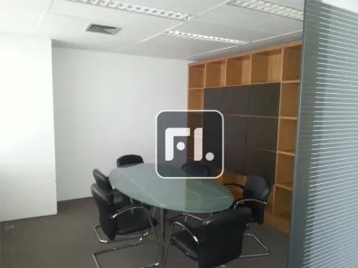 Sala Comercial para alugar, 211m² no Bela Vista, São Paulo