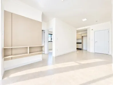 Apartamento com 2 Quartos para alugar, 70m² no Morretes, Itapema