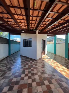 Sobrado com 2 Quartos para alugar, 175m² no Jardim das Gaivotas, Caraguatatuba