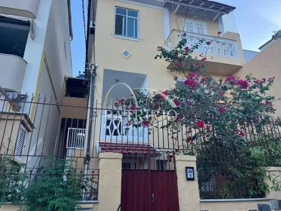 Apartamento com 2 Quartos para alugar, 75m² no Humaitá, Rio de Janeiro
