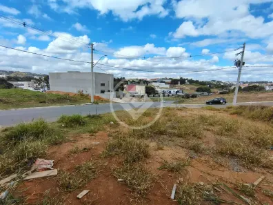 Lote/Terreno à venda, 265m² no Santa Claudina, Vinhedo