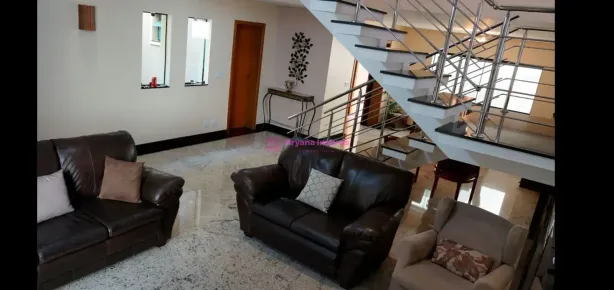 Sobrado com 3 Quartos à venda, 247m² no Vila Assunção, Santo André