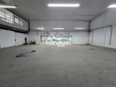 Galpão/Depósito/Armazém para alugar, 2000m² no Navegantes, Porto Alegre
