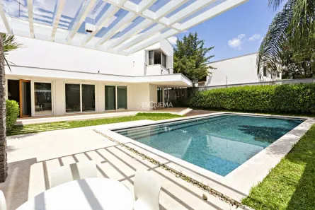 Casa com 4 Quartos à venda, 542m² no Jardim Luzitânia, São Paulo