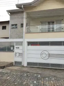 Sobrado com 4 Quartos à venda, 333m² no Jardim Monte Serrat, Santa Isabel