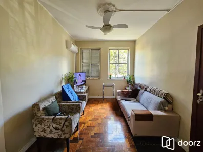 Apartamento com 3 Quartos à venda, 59m² no Passo da Areia, Porto Alegre